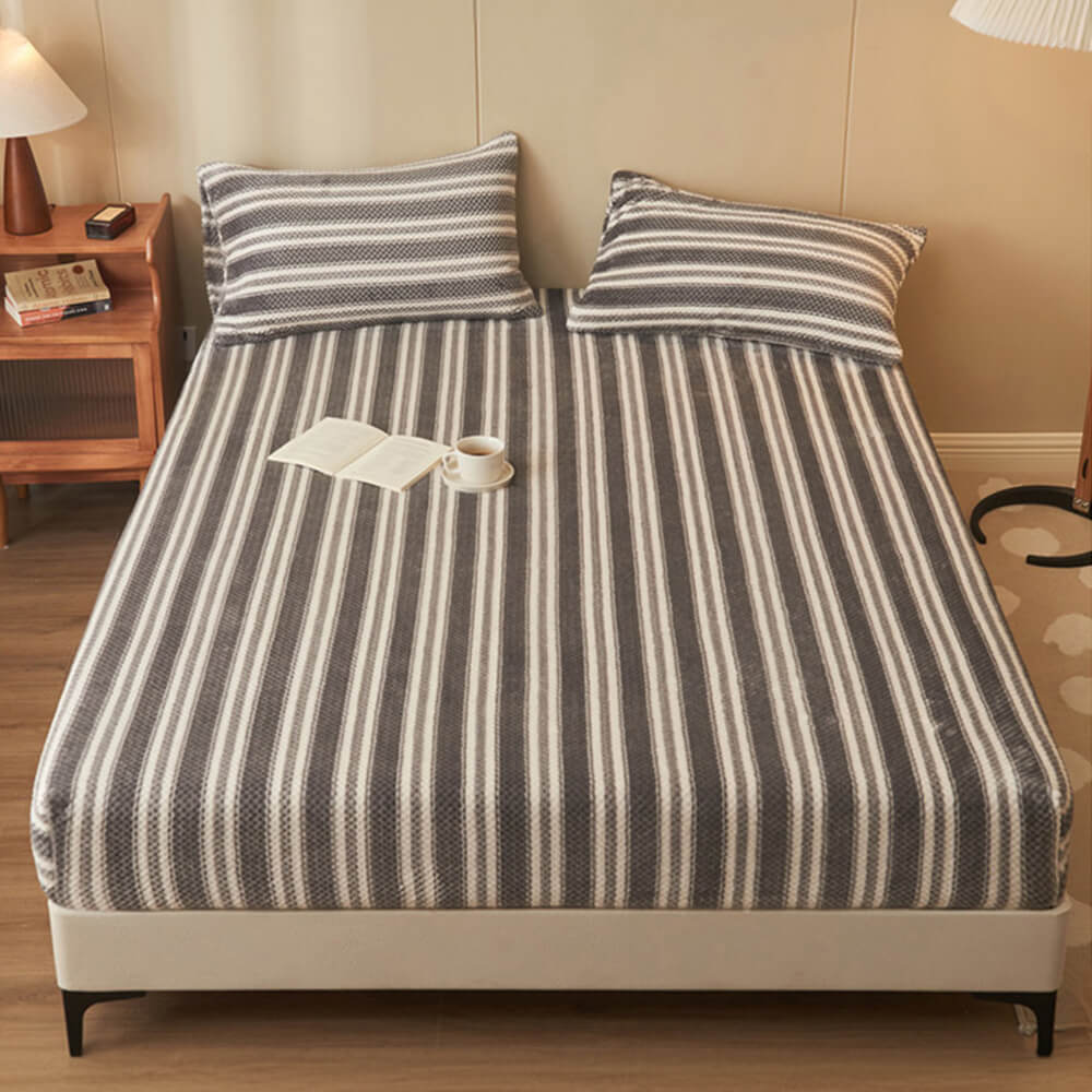 Classic Pineapple Grid Velvet Warm Fitted Sheet Mattress Cover - Image 20