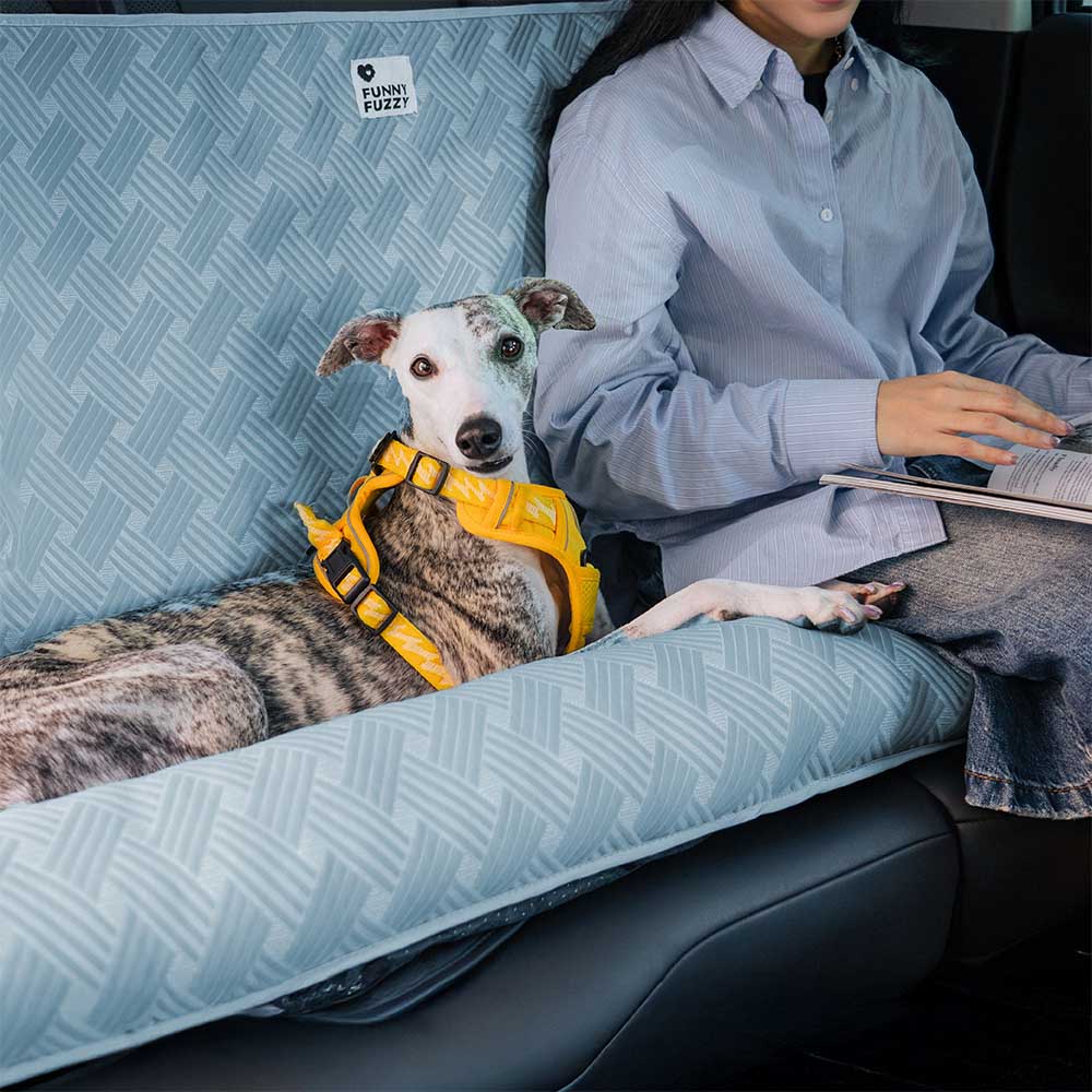 Cooling Travel Bolster Safety Back Seat Large Dog Car Seat Bed - Chill Rover - Image 3