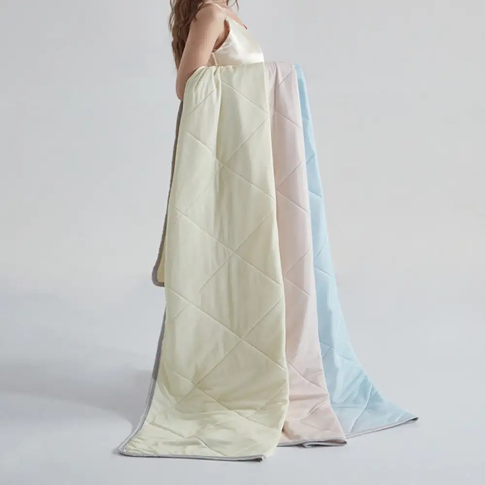 Gradient Series Cooling Ice Silk Skin-Friendly Blanket with Double Sided Cold Effect - Image 3