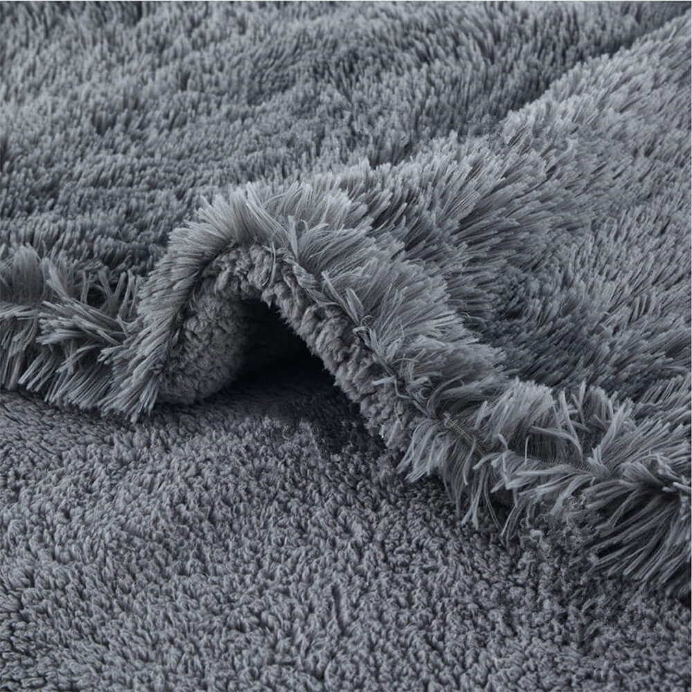 Luxurious Waterproof Plush Warm Multi-Purpose Home Dog Blanket - Image 3