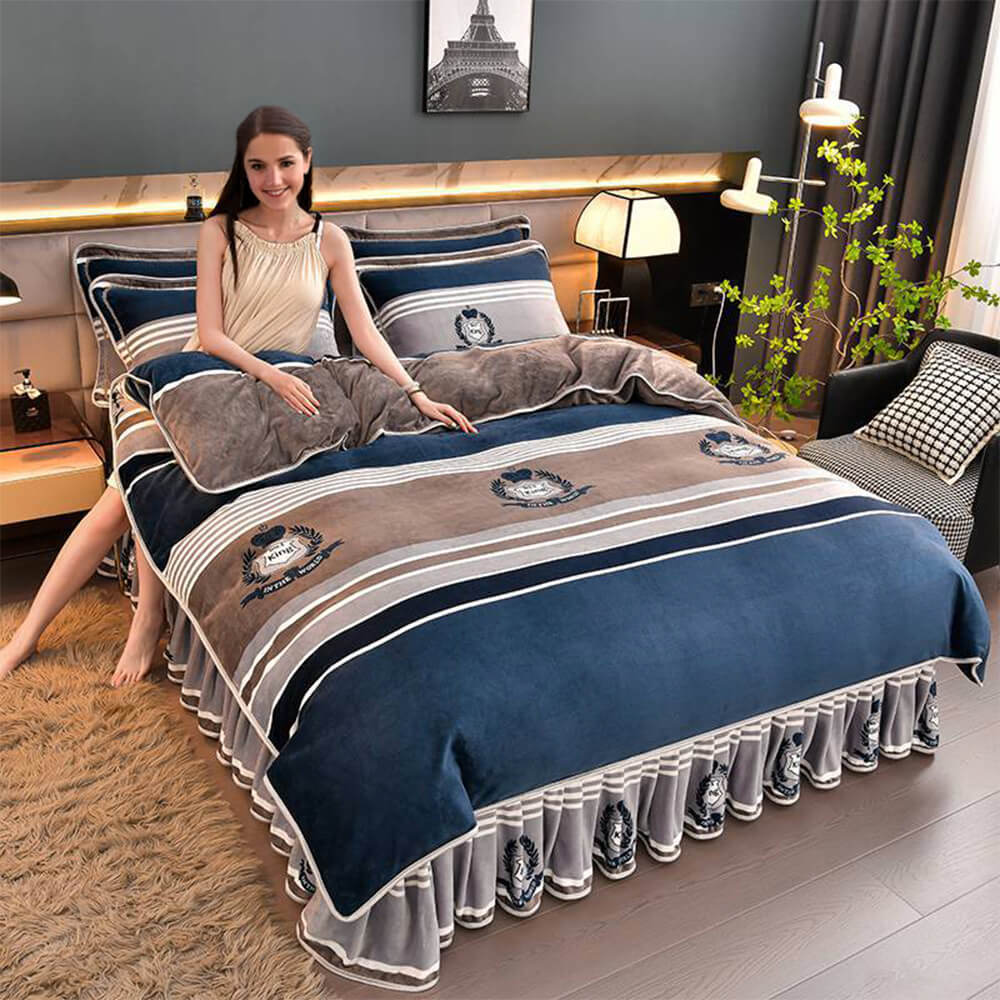 Modern Style Thickened Comfortable Milk Velvet Bed Sheet Set - Image 2