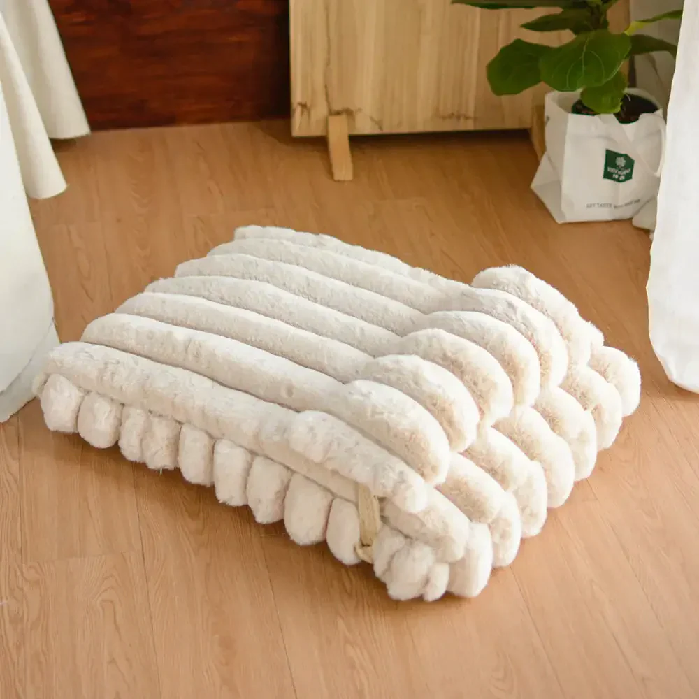 Softness Faux Rabbit Fur Warming Pillow Dog Bed - Cozy Cloud - Image 13