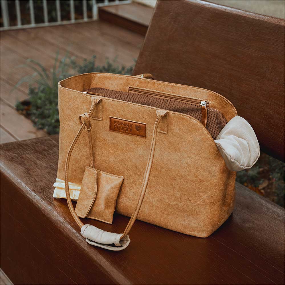 Vogue Eco-friendly Multi-functional Pet Travel Bag - City Roamer - Image 7