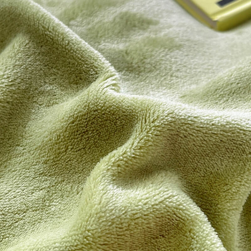 Warm Plush Plaid Skin-Friendly Soft Bed Sheet Set - Image 8